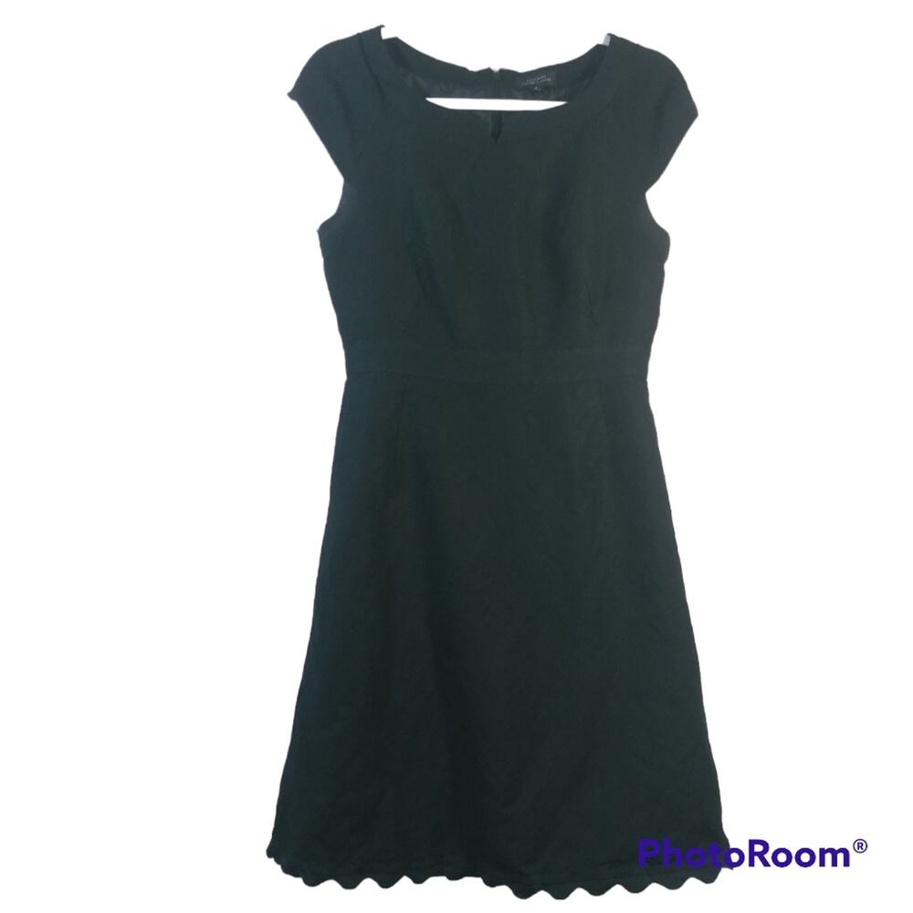 Tahari Black Linen Dress Scallop Hem Natural Minimalist Neutral Size 8